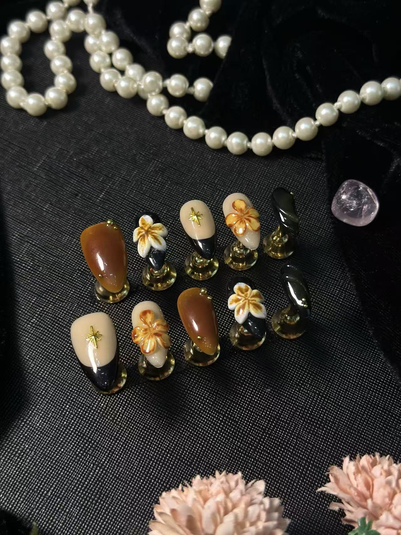 Amber Luxe
